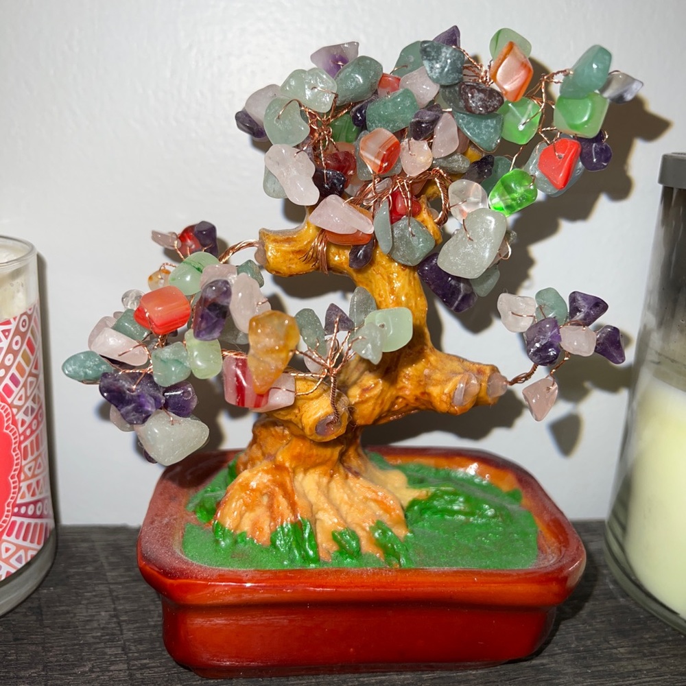 Cute tree crystal decor for any spot in your home.